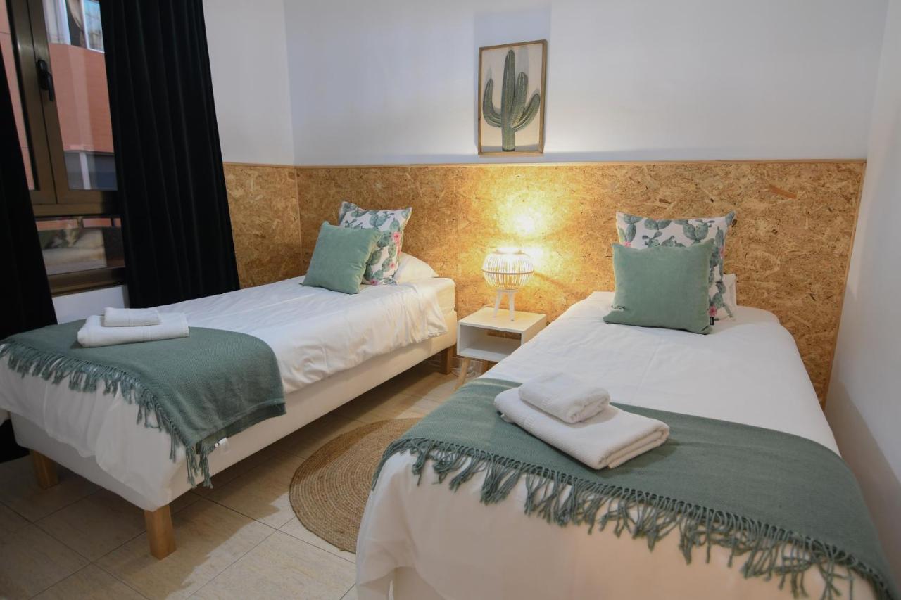 Near The Beach - 3Bed - 2Bath - Wifi Las Palmas de Gran Canaria Luaran gambar